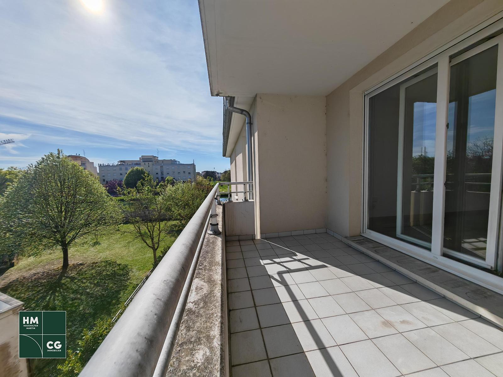 appartement 3 pièces - BISCHHEIM